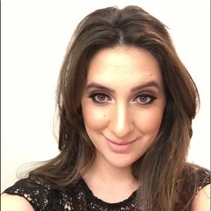 Meet your Posher, Elle